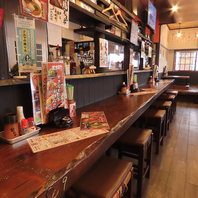 懐かしさと活気が共存する店内◆親しみやすい居酒屋情緒