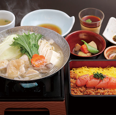 博多華味鳥 水たき料亭 天神店のおすすめランチ1