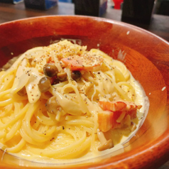 ポルチーニ茸と色々きのこのクリームパスタ