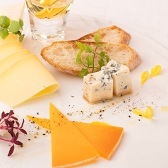 北海道産チーズ盛合せの写真