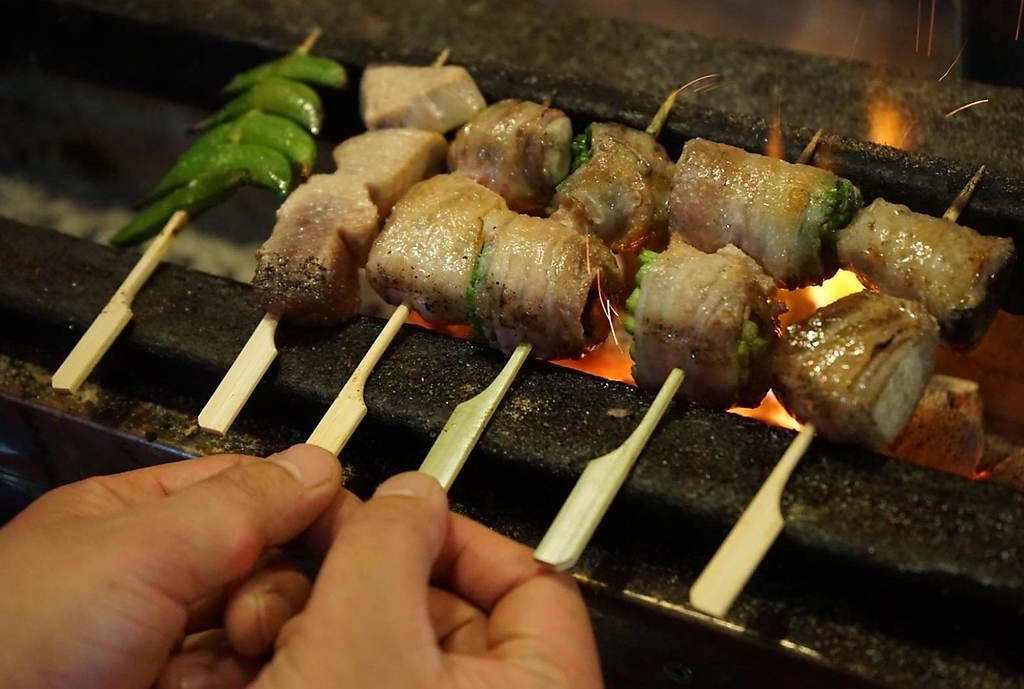 【クジラ商店】串焼き始めました！