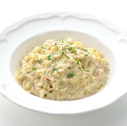 ズワイガニとタラゴンのクリームソース