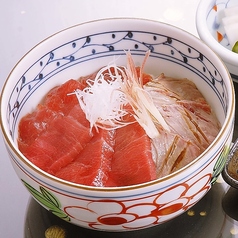 本まぐろ漬け丼