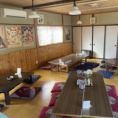 靴を脱いで寛げるお座敷席♪小さなお子様連れのファミリーも安心してお食事が楽しめる、アットホームな空間です。
