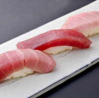 「近海生本まぐろ」を使用しています