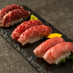 黒毛和牛の炙り カルビ 二貫