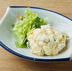 自家製ポテトサラダ