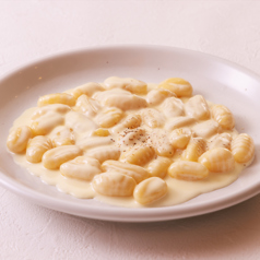 グラナパダーノクリーム　ニョッキ