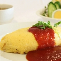 錦山オムライス(ミニサラダ、スープ付き)