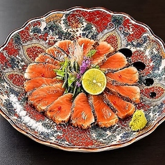 ◆ サーモンの豪快藁焼き