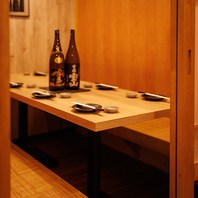 落ち着いた雰囲気の空間で宴会が楽しめる扉付き個室！