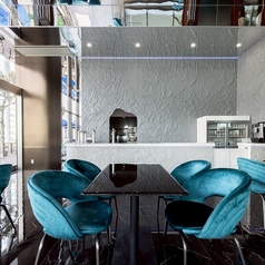 LAPIS BLEU TOKYO ラピスブルートウキョウ 有楽町店の特集写真