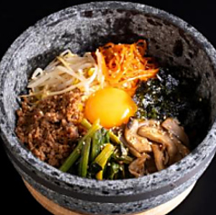 〈ご飯、麺物〉石焼きビビンバ