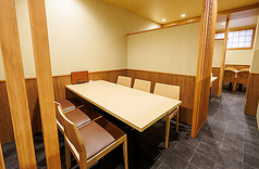 半個室をご用意しております