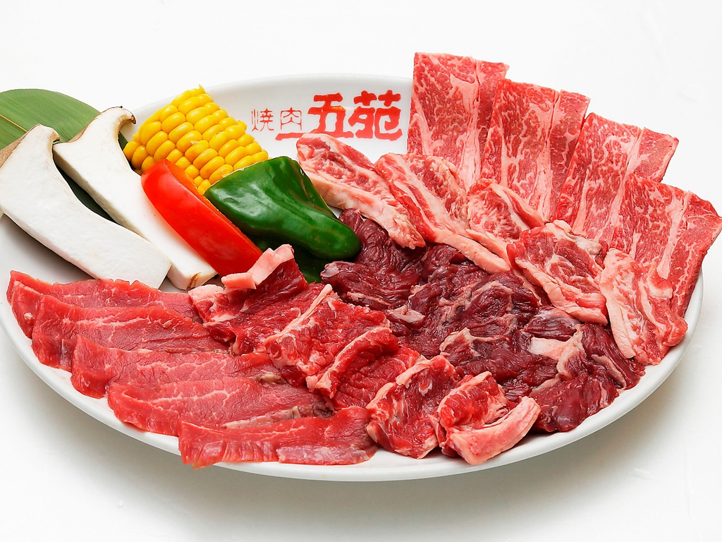 オールスター(2～3人前) はロース/ハラミ/カルビ/黒毛和牛カルビ/アバラ/焼野菜が一度に楽しめる！