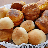 こだわりの高加水パン食べ放題