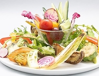 直接契約農家さんからの旬の野菜をふんだんに使用