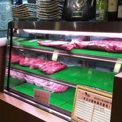 食肉卸会社直営店だからこそ、毎日新鮮＆安心なお肉を提供致します！