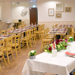 企業パーティーや結婚式2次会に♪お店を貸切でご利用頂けます。最大130名様まで！！