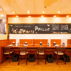 P ダイニング 京都アバンティ店の雰囲気3