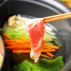 極薄ラムしゃぶ専門 工藤羊肉店 KAKOI 囲の写真