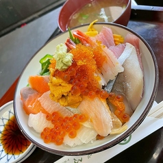 海鮮丼