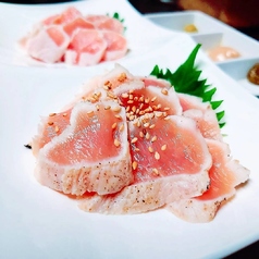 新鮮さ満点！さっぱりとした味わいの『鶏むね肉のたたき』の写真