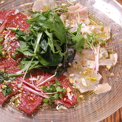 国産馬刺しと朝引きのカルパッチョ