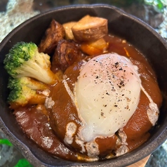 とろける温玉ハンバーグ ～完熟トマト～