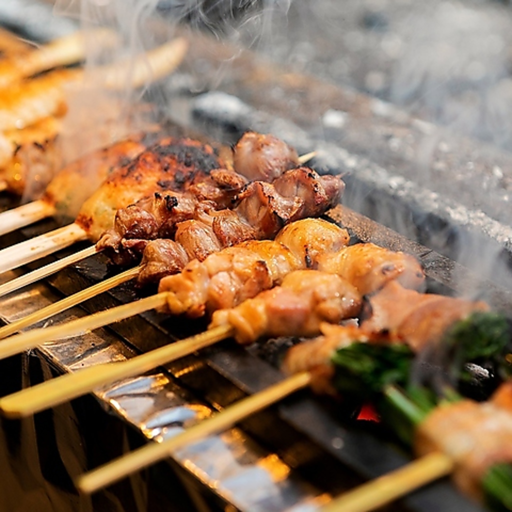 【新宿×居酒屋　食べ飲み放題あり】貸切宴会の個室も♪焼き鳥、モツ鍋食べ放題★2500円～