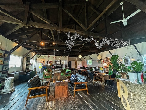 Store Top Photo