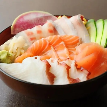 越前鮮魚店 伏見店のおすすめ料理1