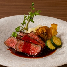 国産牛のサーロインのグリル　赤ワインソース