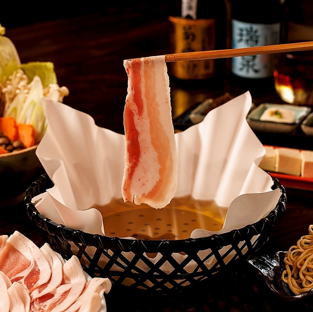 会社宴会や2次会のご利用、ご友人同士の飲み会など大歓迎！希少豚「アグー」を使ったコースも必見◎