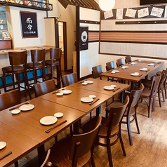 新年会や会社のご宴会等にも人気の当店。10名様以上のお席も人数に応じてお作りいたします!!半貸切も承りますのでお気軽にご相談ください。宴会向け2時間飲み放題付コースはボリューム&内容が豊富にございます♪コース料理に+500円追加で20種類の日本酒も飲み放題になります♪単品飲み放題は1500円~ご用意しております!
