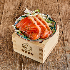 サーモンのバジルカルパッチョ