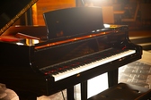 グランドピアノ