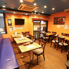 落ち着いた雰囲気の店内と好アクセス