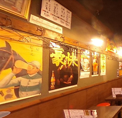 人数に合わせてご利用いただけるテーブル席!人数に合わせてお席をご用意するので、気軽にスタッフまでお声かけください。