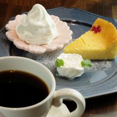 カフェにもぴったり☆特製スイーツと一緒に♪