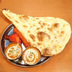 豊富な種類のカレーとナンを増しあがれ！