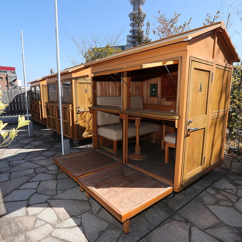 スカイガーデンかき小屋はちお アミュプラザ8階屋上ひろば 居酒屋 の雰囲気 ホットペッパーグルメ