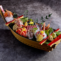 料理メニュー写真&nbsp;厳選鮮魚の豪華舟盛り