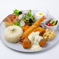 料理メニュー写真&nbsp;海老とサーモンフライのプレート