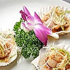 蒸しホタテ貝のニンニクソースかけ (3個入り)