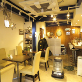 カフェバル KUTSURO gu Cafeの雰囲気2