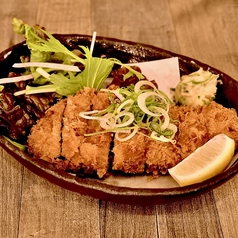 SLOTH　PUB　＆　RESTAURANT　MASKZの写真2