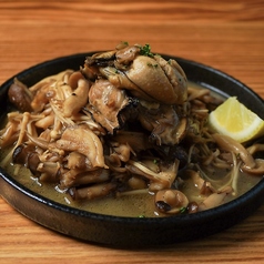 牡蠣とキノコのバターソテー