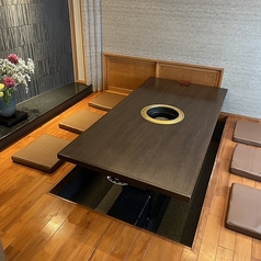 6名様で利用可能な掘りごたつのお席をご用意しています◎