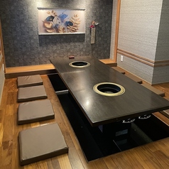 10名様で利用可能な掘りごたつのお席をご用意しています◎